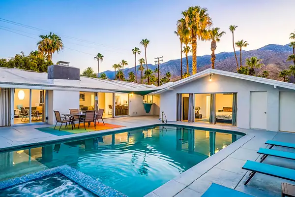 1890 S Navajo Drive, Palm Springs, CA 92264