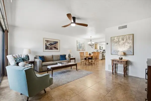 5794 Los Coyotes Drive, Palm Springs, CA 92264