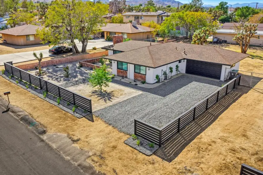 7380 Dumosa Avenue, Yucca Valley, CA 92284 - #2