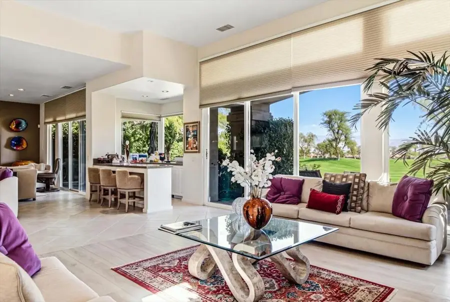 384 Tomahawk Drive, Palm Desert, CA 92211 - #2