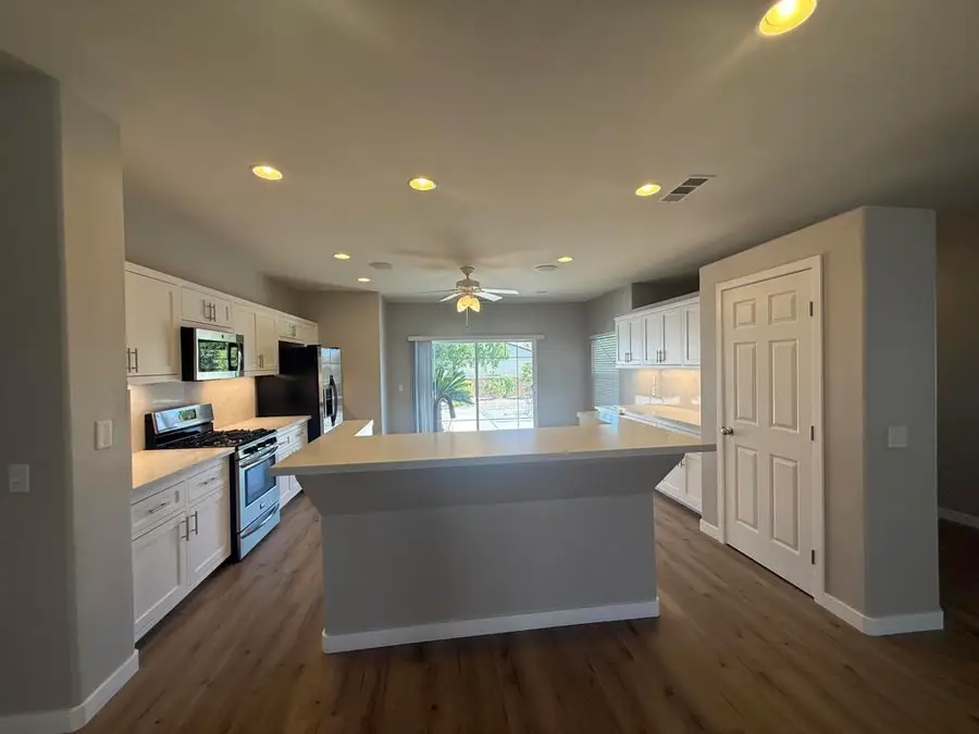 8563 Mount Whitney Avenue, Desert Hot Springs, CA 92240 - #3