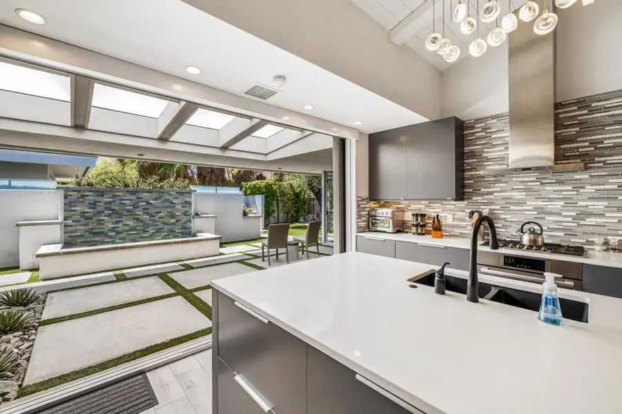580 W Panga Way #2, Palm Springs, CA 92262 - #3