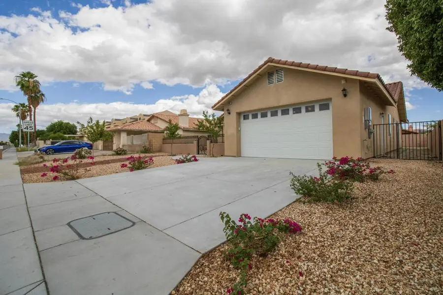 33450 Cathedral Canyon Drive, Cathedral City, CA 92234 - #2