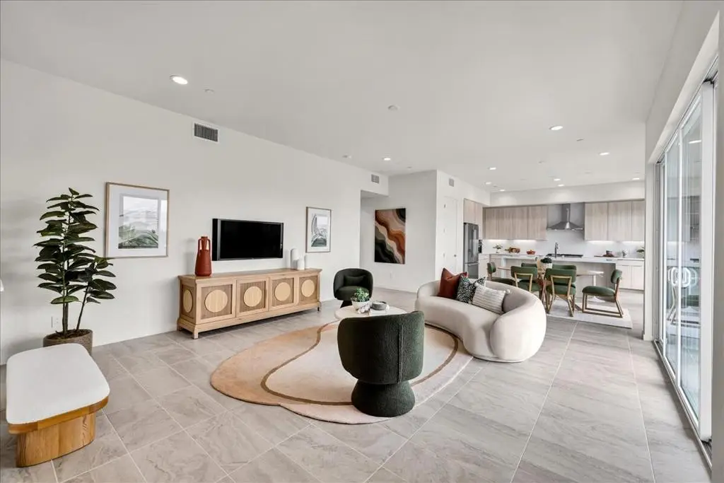 714 Obsidian Loop E, Palm Springs, CA 92264 - #1