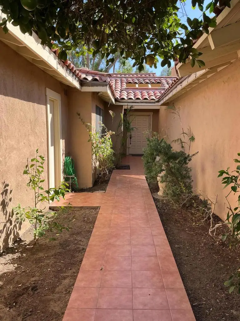 211 La Paz Way, Palm Desert, CA 92260 - #1