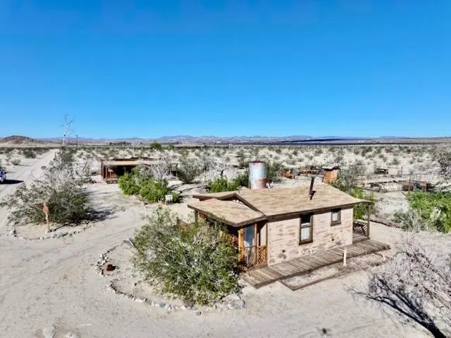 4875 Los Olivos Avenue, Twentynine Palms Yucca Valley, CA 92277 - #2