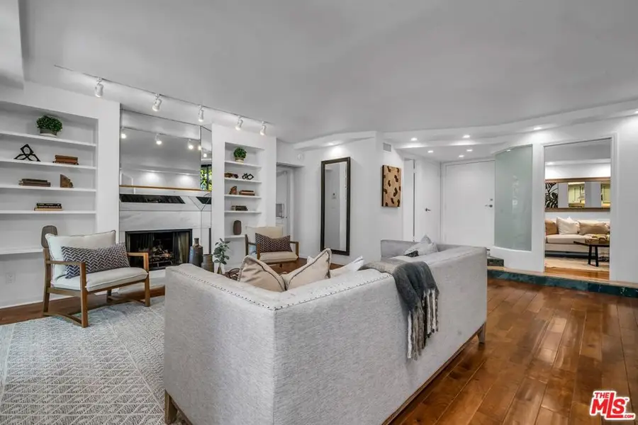 11687 Bellagio Road #8, Los Angeles, CA 90049 - Image #2