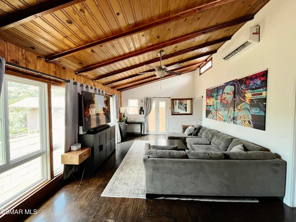 9333 Rowell Avenue, Chatsworth, CA 91311 - Image #1