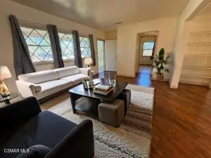 17400 Cantlay Street, Lake Balboa, CA 91406 - Image #3