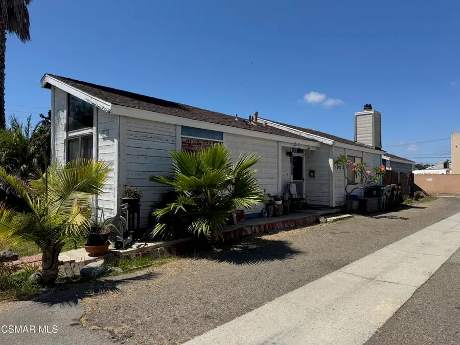 219 Portland Avenue, Huntington Beach, CA 92648 - Image #2