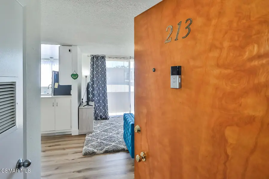 5429 Newcastle Avenue #213, Encino, CA 91316 - Image #2