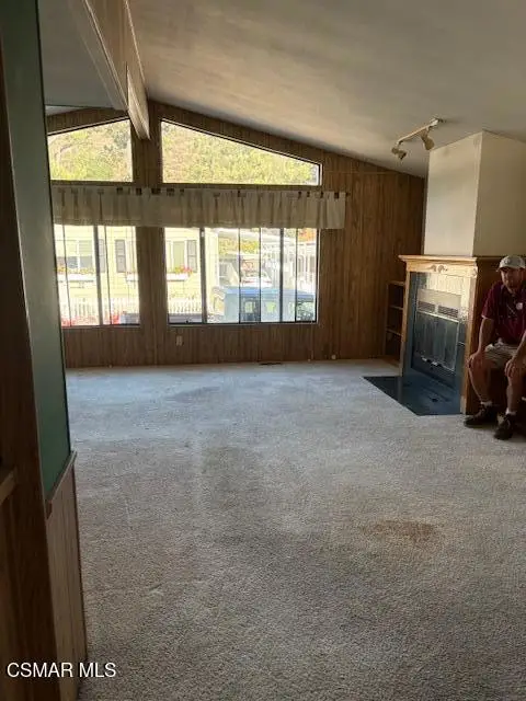 46 La Encina, Newbury Park, CA 91320