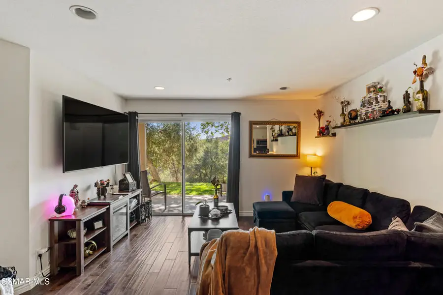 5744 Oak Bend Lane #108, Oak Park, CA 91377 - Image #3