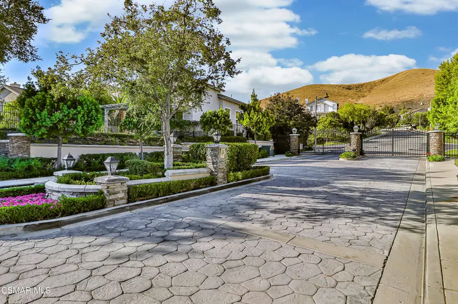2780 Blazing Star Drive, Thousand Oaks, CA 91362 - Image #2