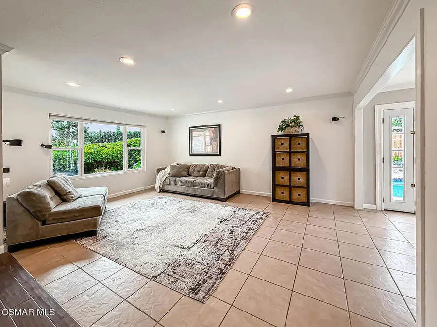 3307 Rainbow Creek Circle, Thousand Oaks, CA 91360 - Image #3