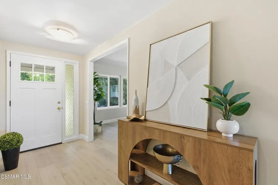 6454 Smoke Tree Avenue, Oak Park, CA 91377 - Image #2