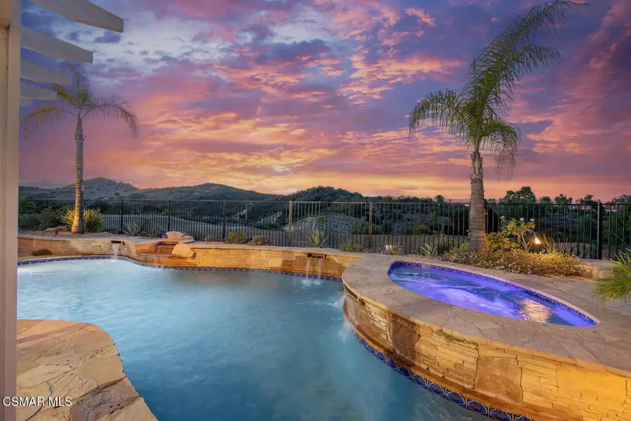 3085 Grandoaks Drive, Westlake Village, CA 91361 - Image #2