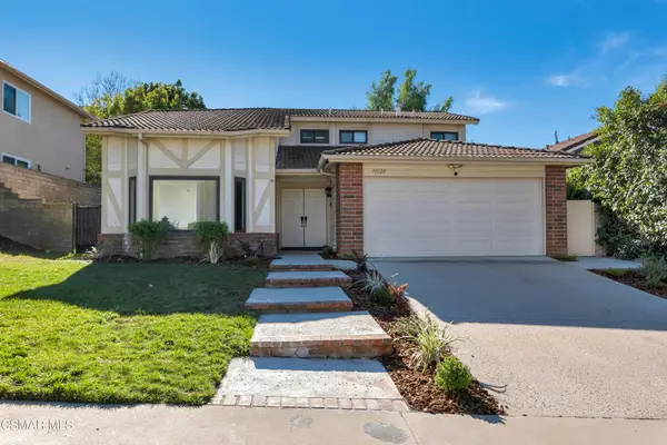 30120 Amelia Drive, Agoura Hills, CA 91301
