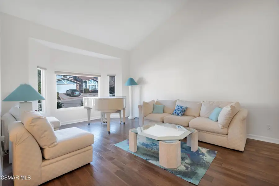 30120 Amelia Drive, Agoura Hills, CA 91301 - Image #3