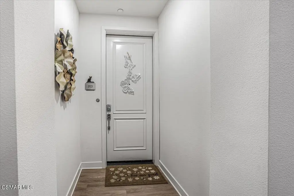 2870 Wagon Wheel Road #203, Oxnard, CA 93036 - Image #1