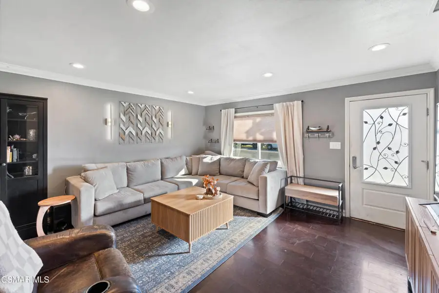 2325 Wisteria Street, Simi Valley, CA 93065 - Image #3