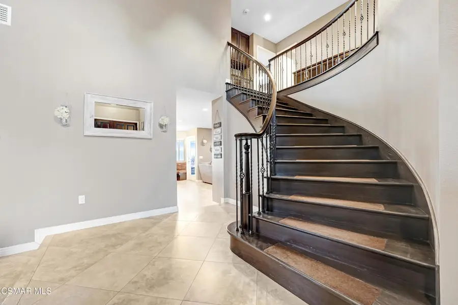 610 Nicole Drive, Newbury Park, CA 91320 - Image #2