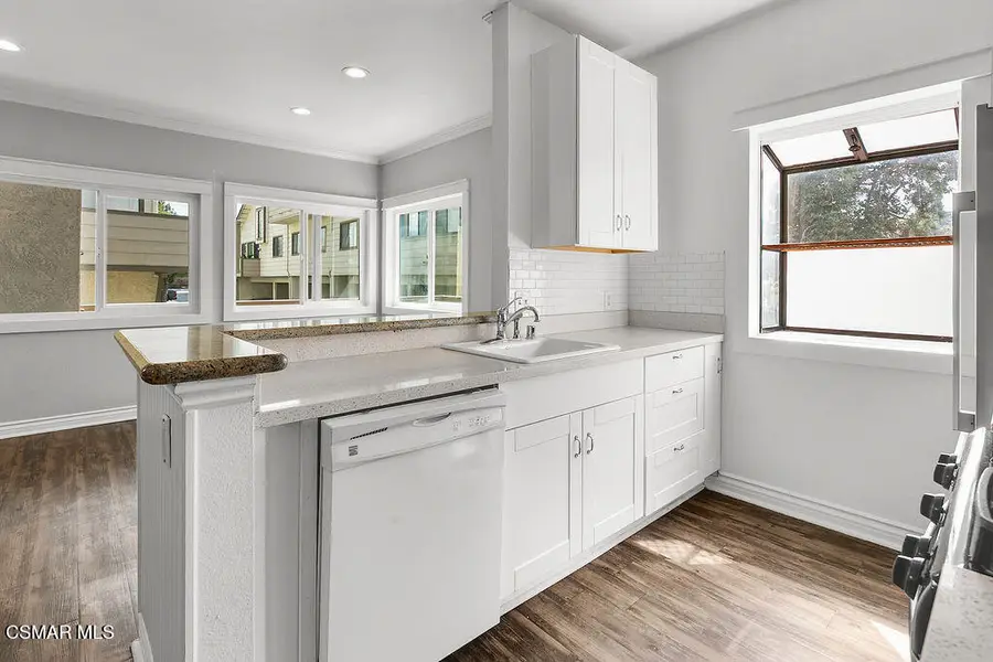 110 Maegan Place #13, Thousand Oaks, CA 91362 - Image #2