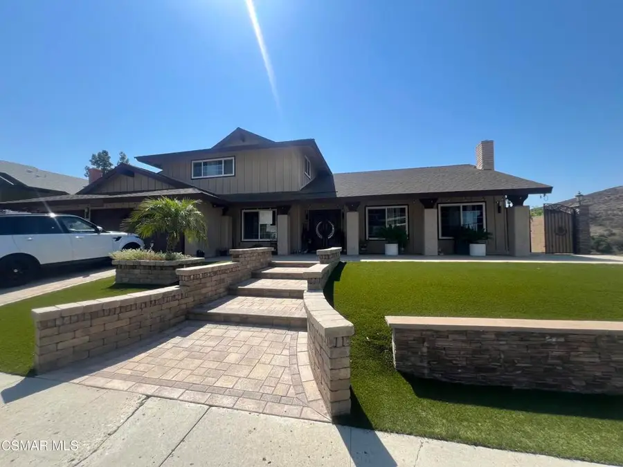 334 W Avenida De Las Flores, Thousand Oaks, CA 91360 - Image #2