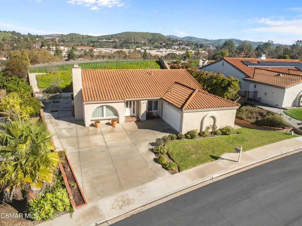 675 Whispering Oaks Place, Newbury Park, CA 91320 - Image #1