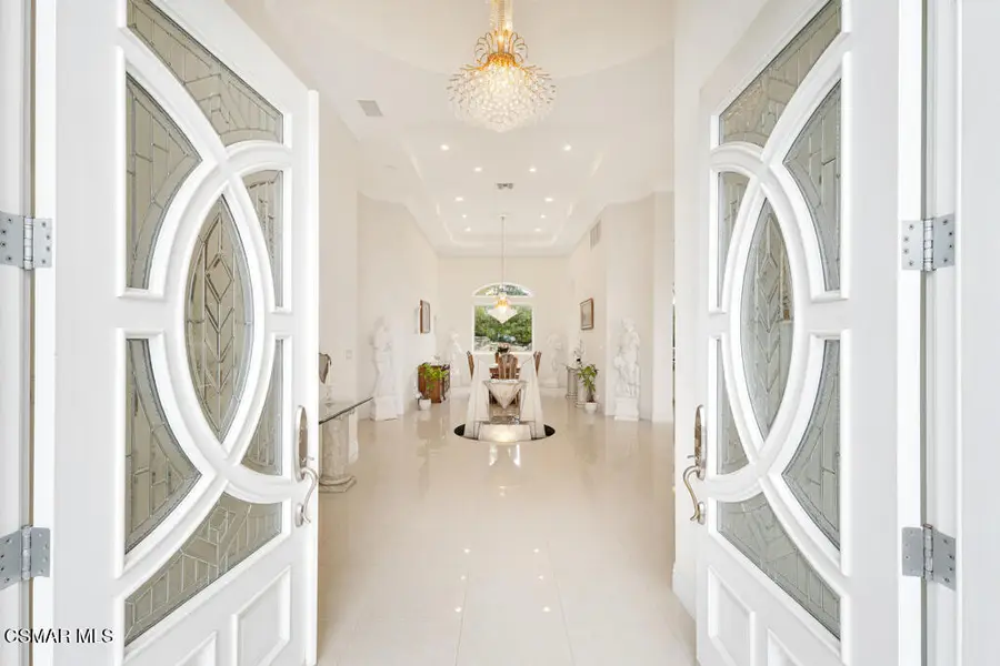 932 Rosario Drive, Thousand Oaks, CA 91362 - Image #2