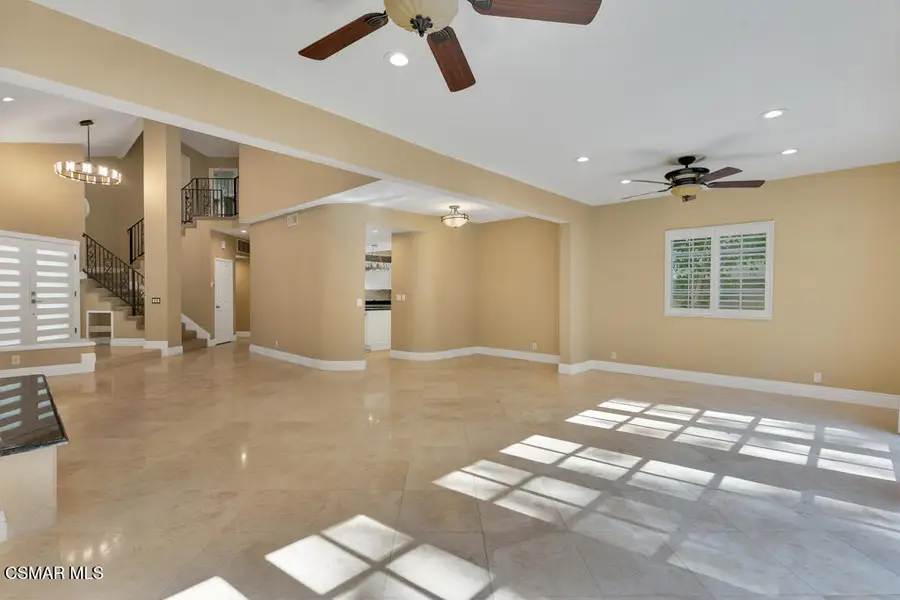 11916 Honeybrook Court, Moorpark, CA 93021 - Image #3