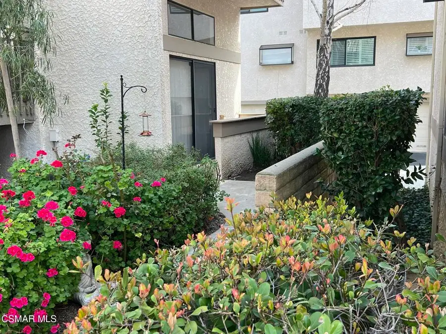 26000 Alizia Canyon Drive #D, Calabasas, CA 91302 - Image #2