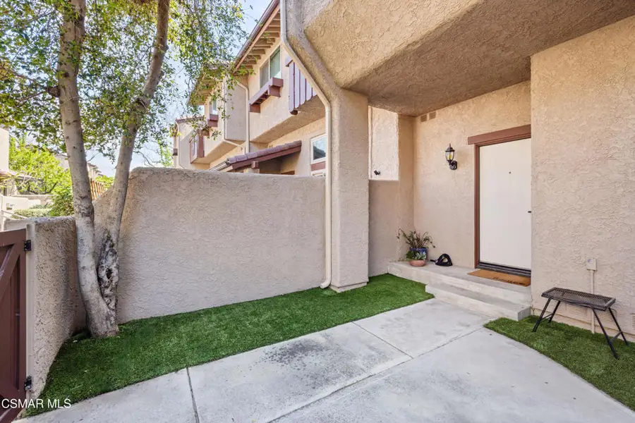 2445 Chandler Avenue #4, Simi Valley, CA 93065 - #2