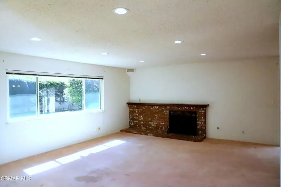 2684 Lander Court, Newbury Park, CA 91320 - #3