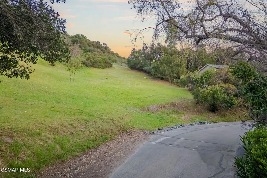 44 Upper Lake Road, Lake Sherwood, CA 91361 - #1