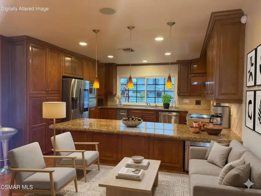 10111 Oak Park Avenue, Northridge, CA 91325 - #2