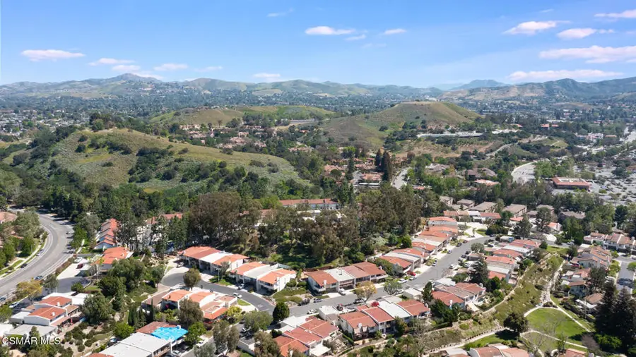 898 Woodlawn Drive, Thousand Oaks, CA 91360 - #3