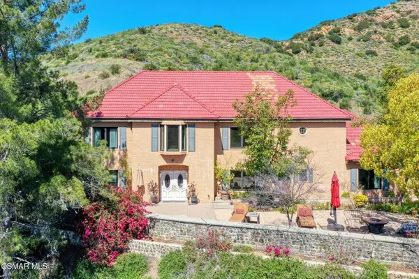30075 Triunfo Drive, Agoura Hills, CA 91301