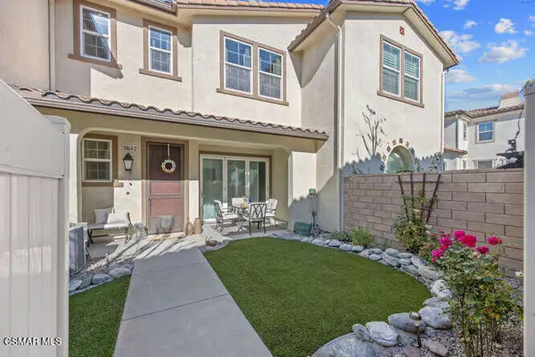 2464 Blossom Ridge Court #2, Simi Valley, CA 93063