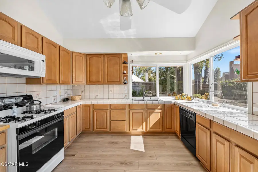 758 Silver Cloud Street, Thousand Oaks, CA 91360 - #3