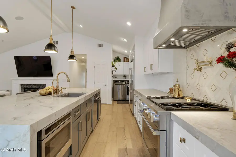 152 Via Rosal, Camarillo, CA 93012 - #3