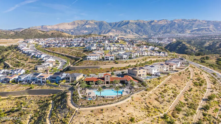 21242 W Wild Flower Way, Chatsworth, CA 91311 - #2