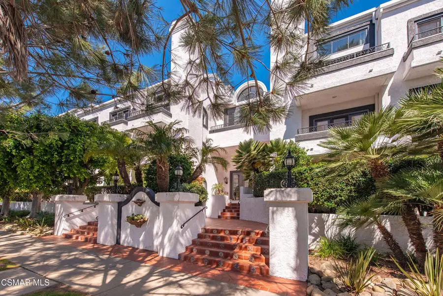 1133 9th Street #102, Santa Monica, CA 90403 - #2