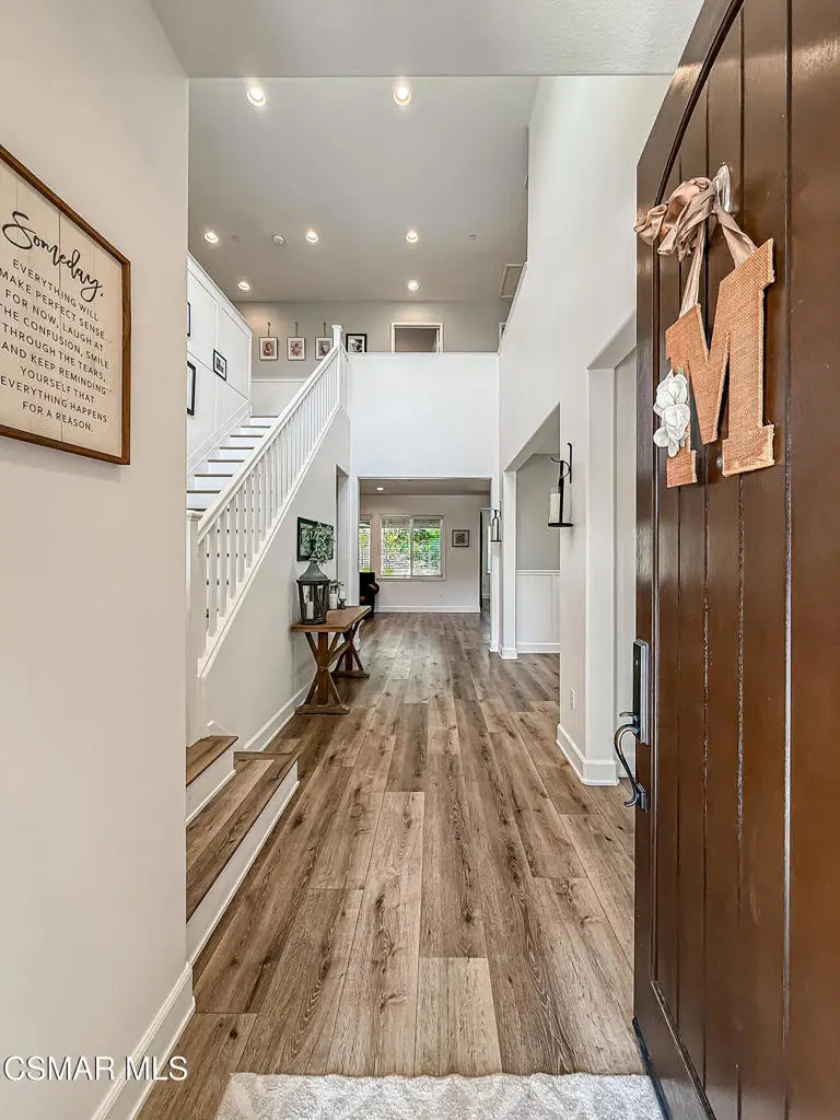 19373 Moriah Lane, Saugus, CA 91350 - #3