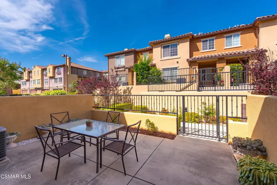 332 E Hilltop Way, Thousand Oaks, CA 91362 - #3