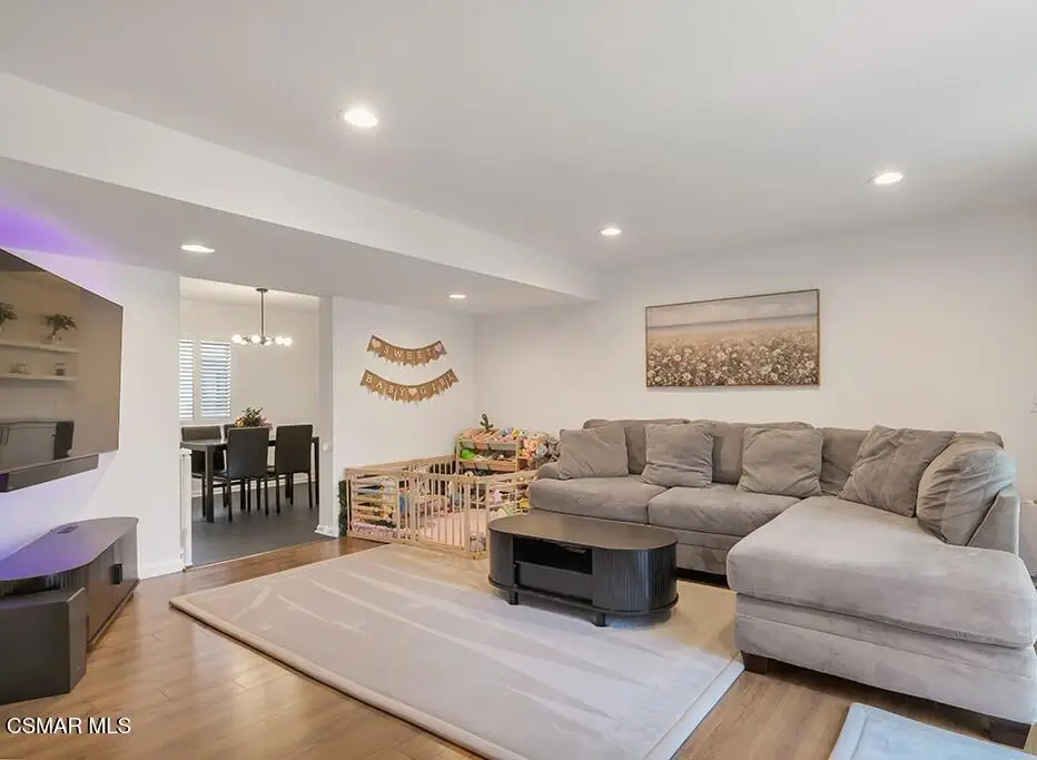 13960 Oxnard Street, Valley Glen, CA 91401 - #1