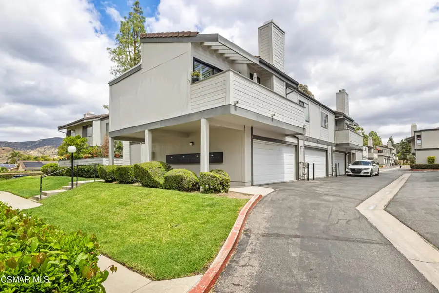 6491 Twin Circle Lane #3, Simi Valley, CA 93063 - #2