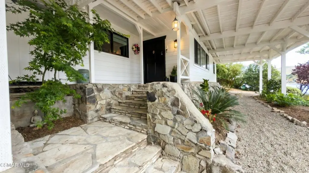 160 Lower Lake Road, Westlake Village, CA 91361 - #1