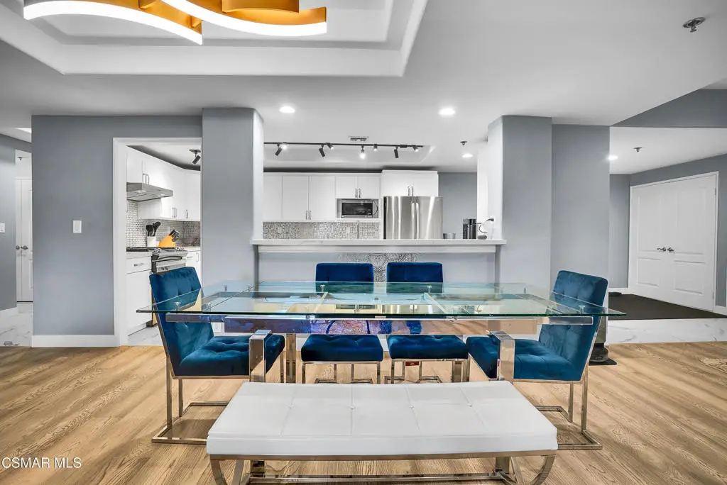 4348 Mammoth Avenue #203, Sherman Oaks, CA 91423 - #1