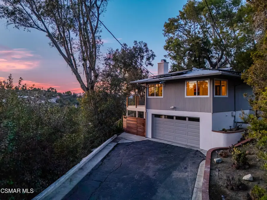 5101 Calatrana Drive, Woodland Hills, CA 91364 - #2